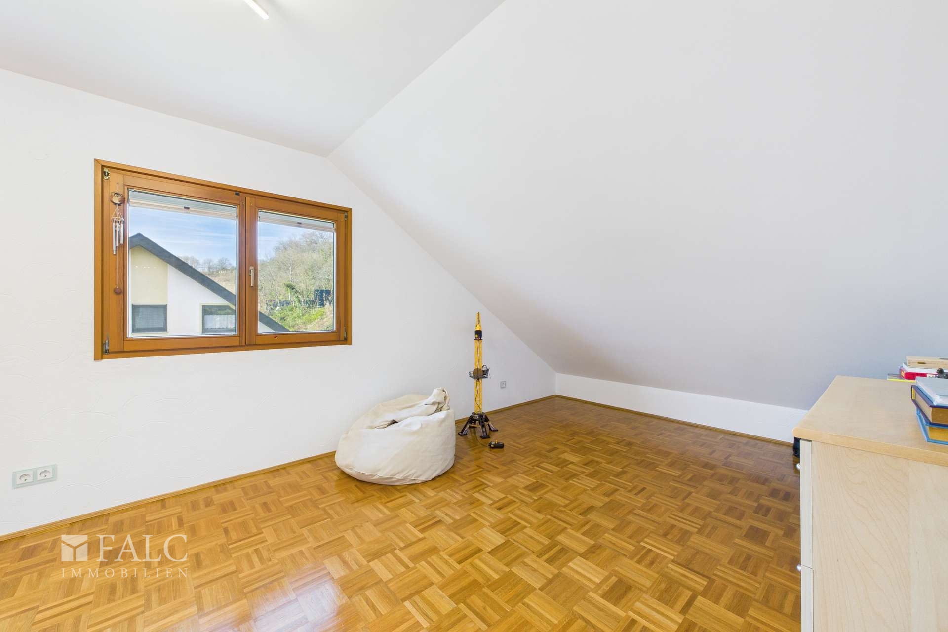 Kinderzimmer 2 DG -2